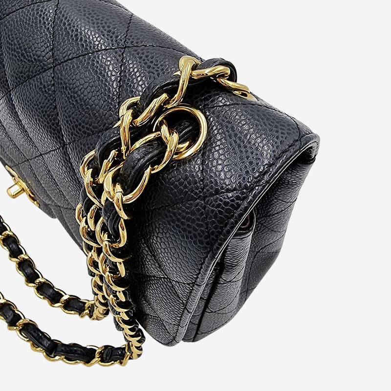 LARGE SORT CAVIAR CLASSIC DOUBLE FLAP taske fra brand: CHANEL - We Do Vintage