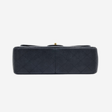 LARGE SORT CAVIAR CLASSIC DOUBLE FLAP taske fra brand: CHANEL - We Do Vintage