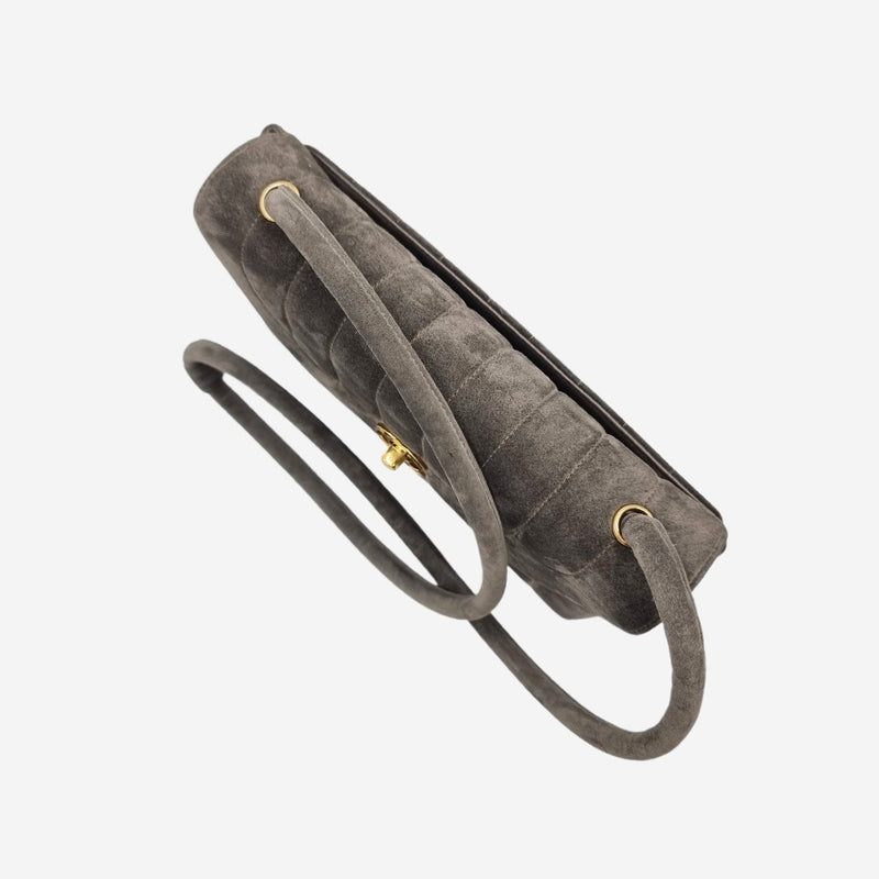 VINTAGE RUSKIND MADEMOISELLE FLAP BAG taske fra brand: CHANEL - We Do Vintage