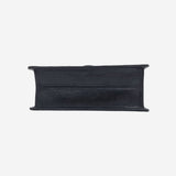 VINTAGE DIAMAND QUILTED FLAP BAG taske fra brand: CHANEL - We Do Vintage