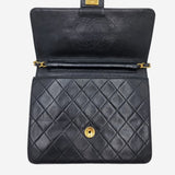 VINTAGE DIAMAND QUILTED FLAP BAG taske fra brand: CHANEL - We Do Vintage