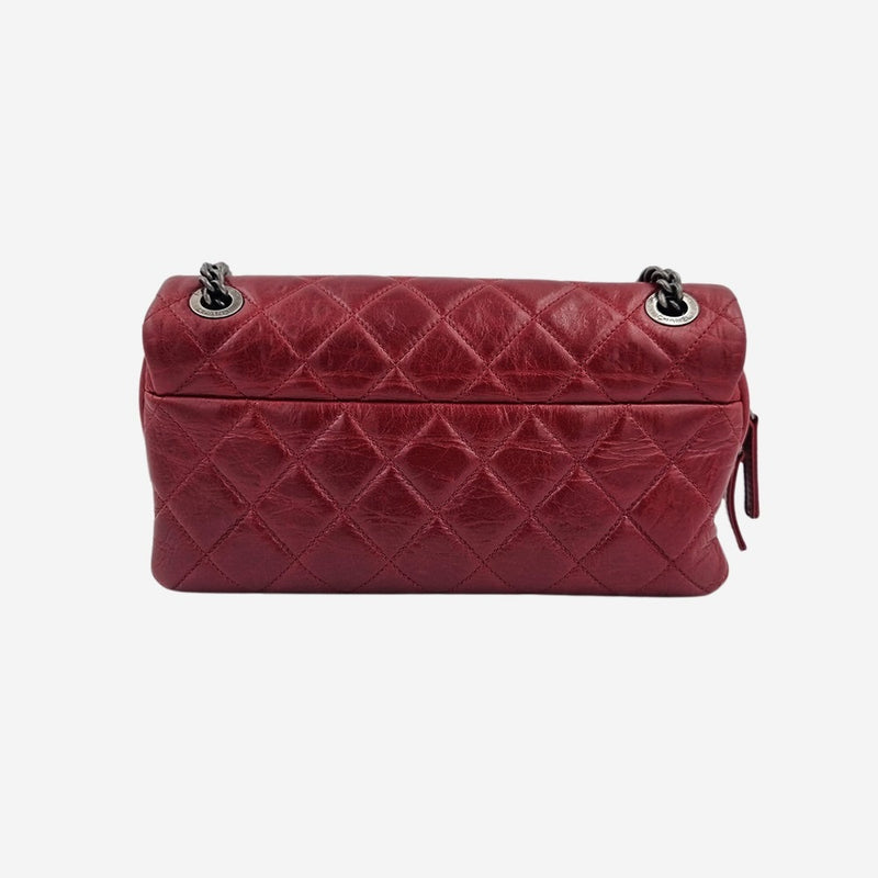 MEDIUM Aged calfskin EASY FLAP BAG taske fra brand: CHANEL - We Do Vintage