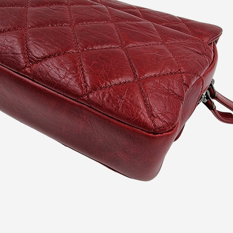 MEDIUM Aged calfskin EASY FLAP BAG taske fra brand: CHANEL - We Do Vintage