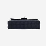 SJÆLDEN MEDIUM NEW TRAVEL LINE SINGLE FLAP BAG taske fra brand: CHANEL - We Do Vintage