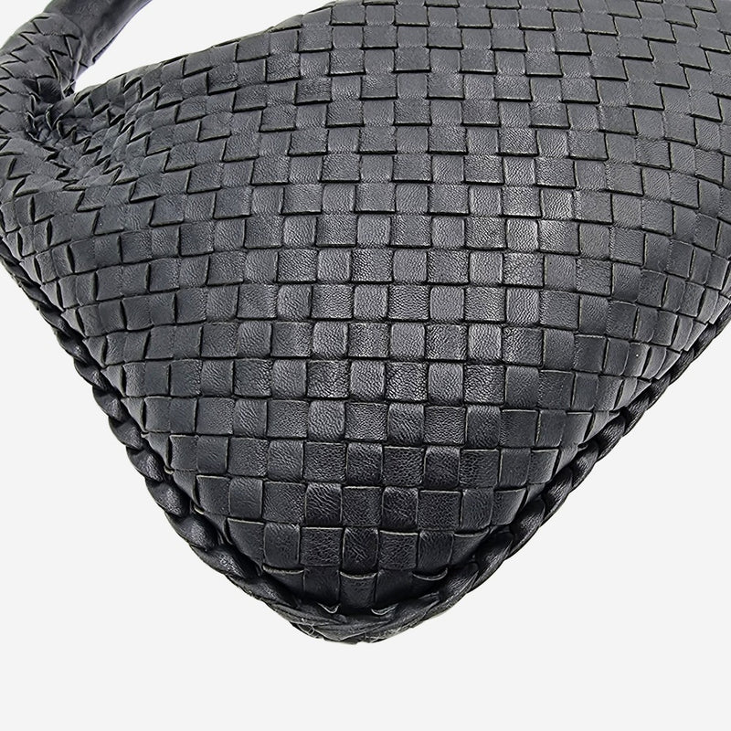 MEDIUM SORT CLASSIC VENETA HOBO taske fra brand: BOTTEGA VENETA - We Do Vintage
