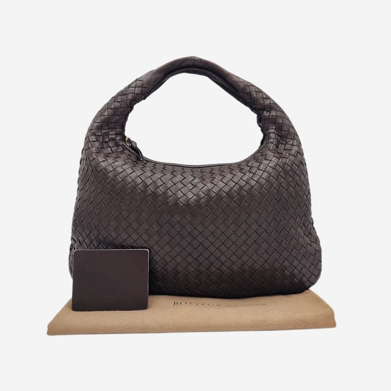 MEDIUM BRUN CLASSIC VENETA HOBO taske fra brand: BOTTEGA VENETA - We Do Vintage