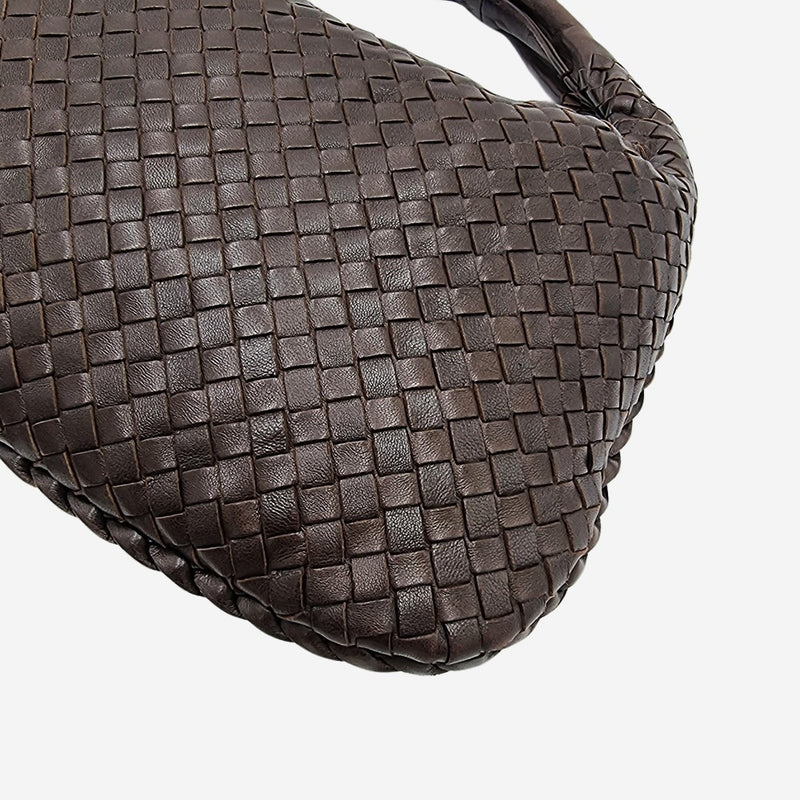 MEDIUM BRUN CLASSIC VENETA HOBO taske fra brand: BOTTEGA VENETA - We Do Vintage