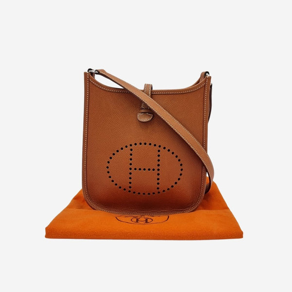 Evelyne I TPM taske fra brand: HERMÈS - We Do Vintage