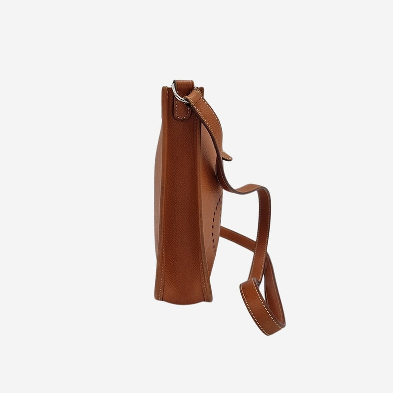 Evelyne I TPM taske fra brand: HERMÈS - We Do Vintage