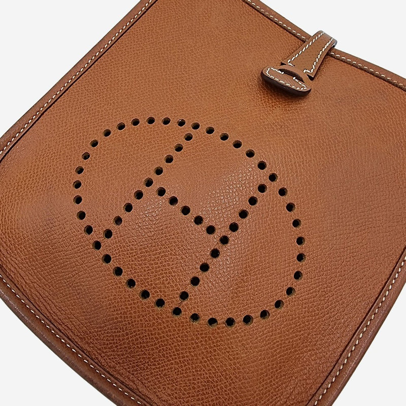 Evelyne I TPM taske fra brand: HERMÈS - We Do Vintage