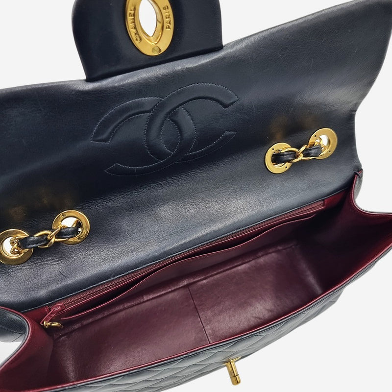VINTAGE MAXI SINGLE CLASSIC FLAP BAG taske fra brand: CHANEL - We Do Vintage