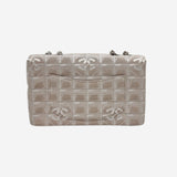 MEDIUM NEW TRAVEL LINE SINGLE FLAP BAG taske fra brand: CHANEL - We Do Vintage