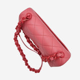 Lacquered metal caviar flap bag taske fra brand: CHANEL - We Do Vintage