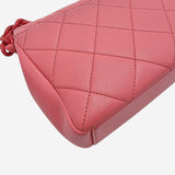Lacquered metal caviar flap bag taske fra brand: CHANEL - We Do Vintage