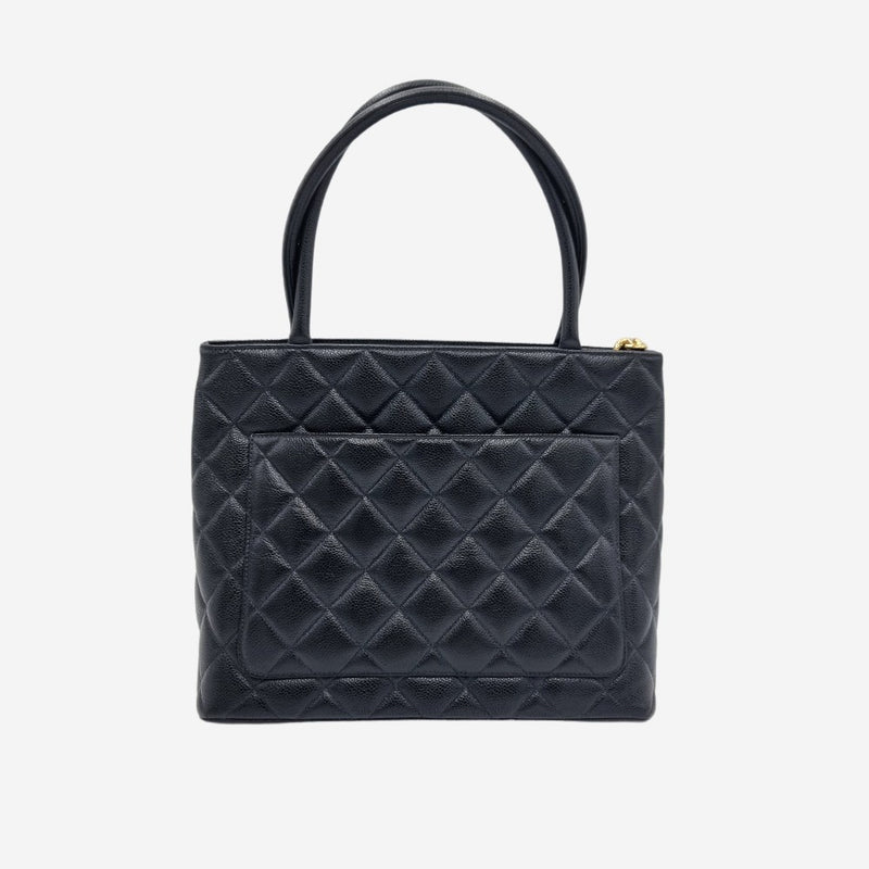 medallion caviar tote taske fra brand: CHANEL - We Do Vintage
