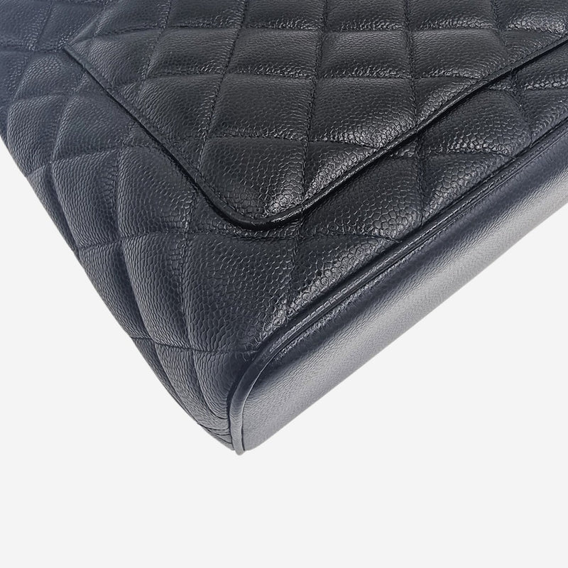 medallion caviar tote taske fra brand: CHANEL - We Do Vintage