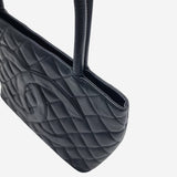 MEDALLION CAVIAR TOTE taske fra brand: CHANEL - We Do Vintage