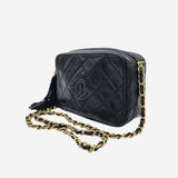 DIAMAND QUILTED CAMERA BAG taske fra brand: CHANEL - We Do Vintage