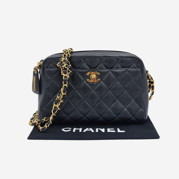 DIAMAND QUILTED CAVIAR CAMERA BAG taske fra brand: CHANEL - We Do Vintage