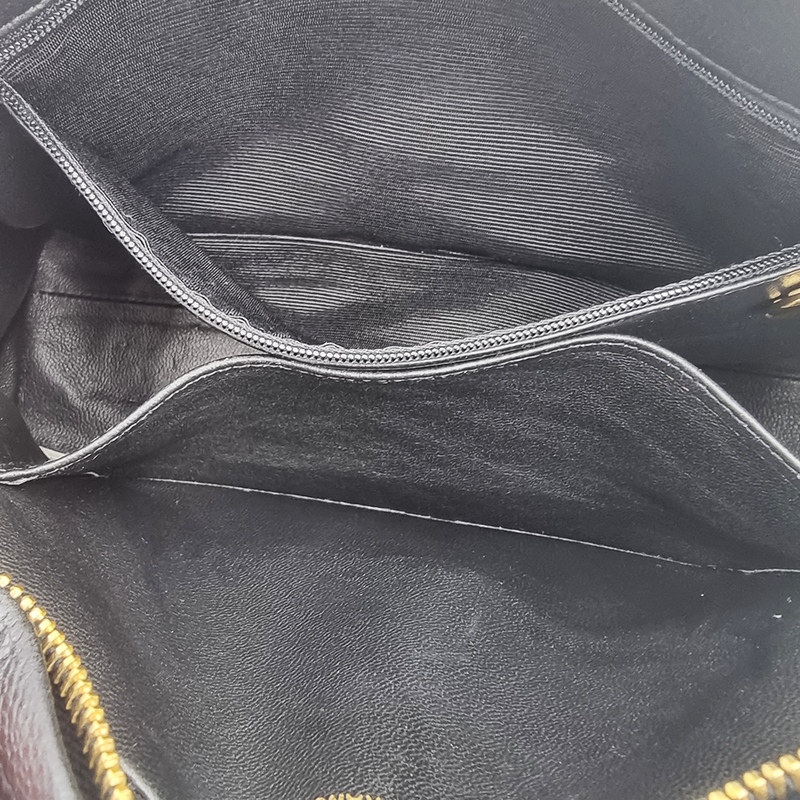 DIAMAND QUILTED CAVIAR CAMERA BAG taske fra brand: CHANEL - We Do Vintage
