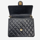VINTAGE DIAMAND QUILTED FLAP BAG taske fra brand: CHANEL - We Do Vintage