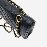 SJÆLDEN VINTAGE PARIS EXCLUSIVE FLAP BAG taske fra brand: CHANEL - We Do Vintage
