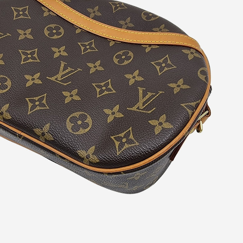 MONOGRAM CANVAS BLOIS taske fra brand: LOUIS VUITTON - We Do Vintage
