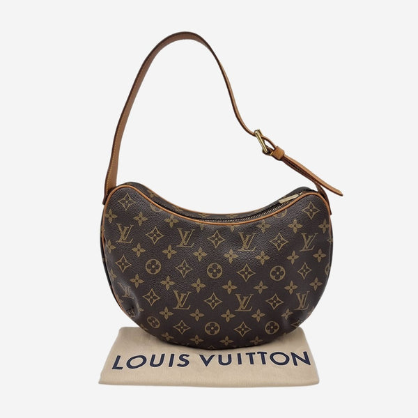 MONOGRAM CANVAS CROISSANT MM taske fra brand: LOUIS VUITTON - We Do Vintage