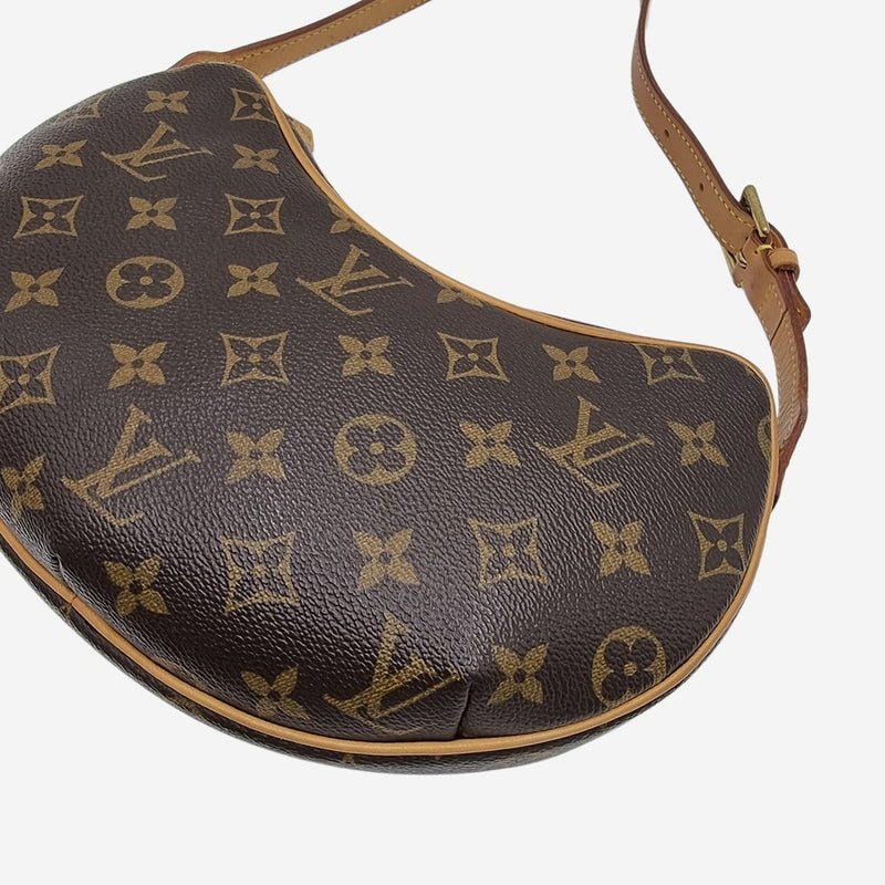 MONOGRAM CANVAS croissant PM taske fra brand: LOUIS VUITTON - We Do Vintage