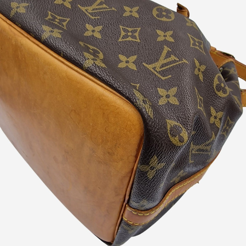 MONOGRAM CANVAS PETIT NOÉ taske fra brand: LOUIS VUITTON - We Do Vintage