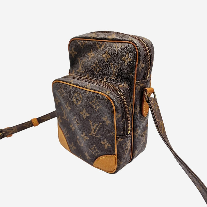 MONOGRAM CANVAS AMAZONE taske fra brand: LOUIS VUITTON - We Do Vintage