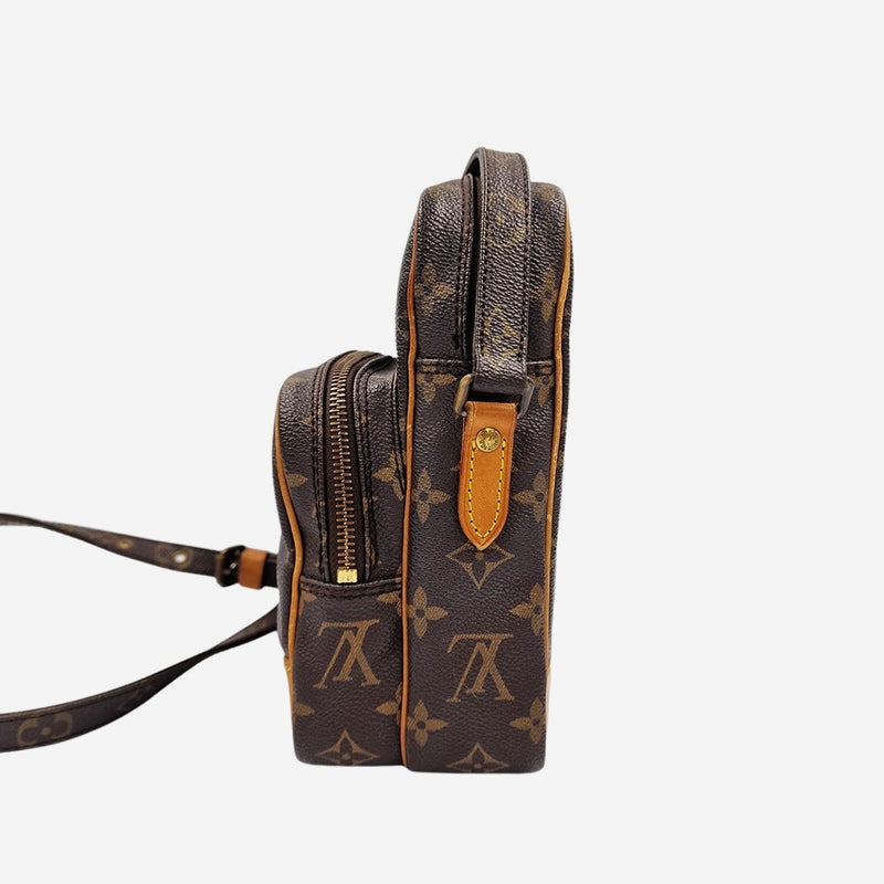 MONOGRAM CANVAS AMAZONE taske fra brand: LOUIS VUITTON - We Do Vintage