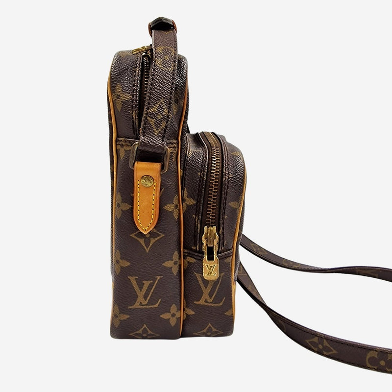 MONOGRAM CANVAS AMAZONE taske fra brand: LOUIS VUITTON - We Do Vintage
