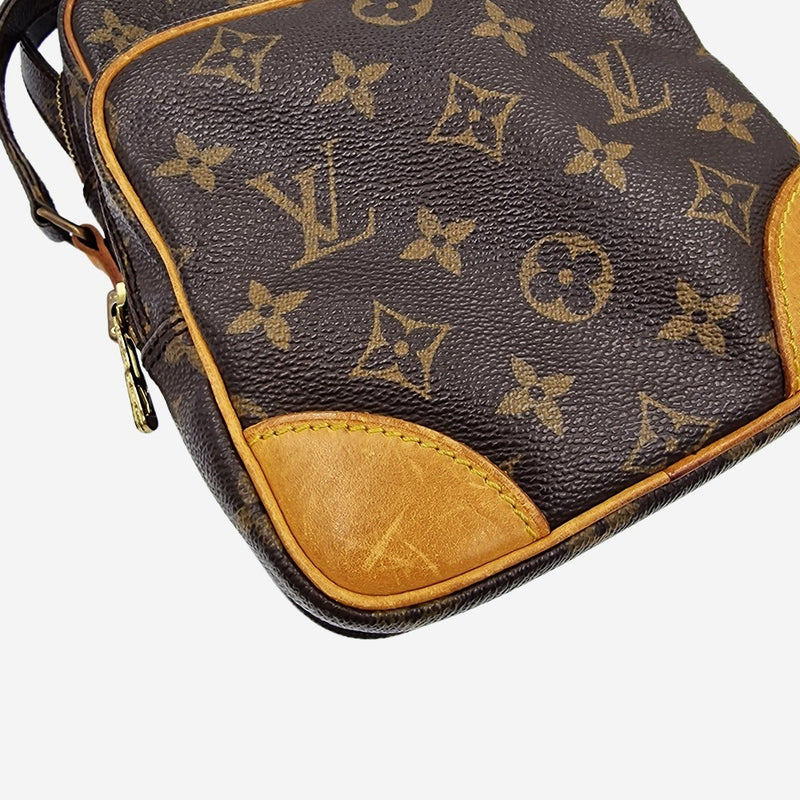 MONOGRAM CANVAS AMAZONE taske fra brand: LOUIS VUITTON - We Do Vintage