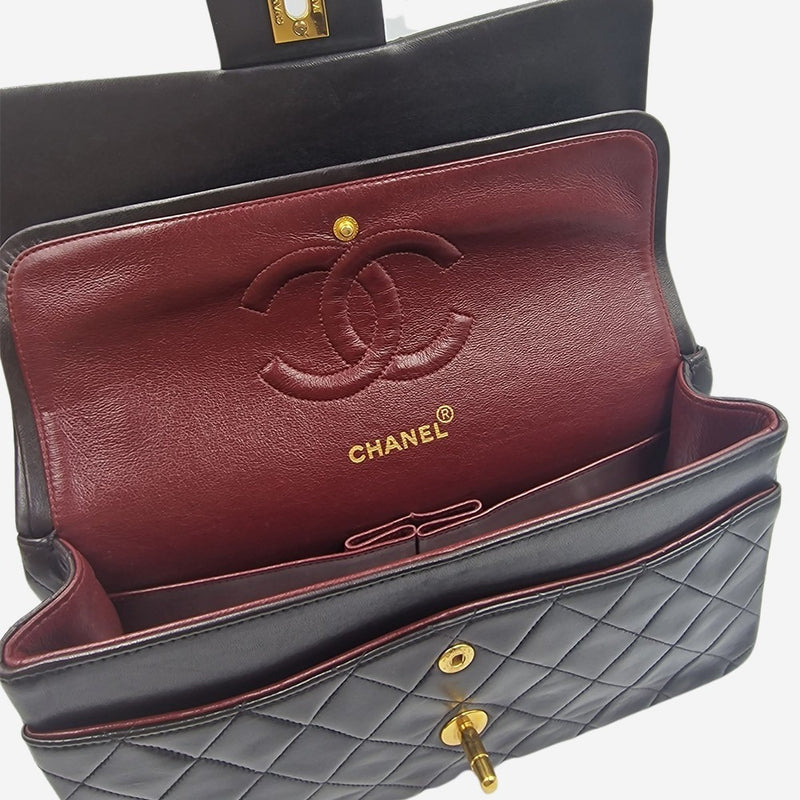 CLASSIC DOUBLE FLAP MEDIUM taske fra brand: CHANEL - We Do Vintage