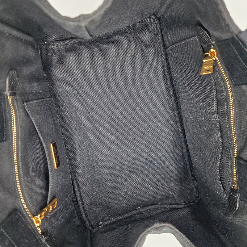 SORT CANAPA TOTE MEDIUM taske fra brand: PRADA - We Do Vintage