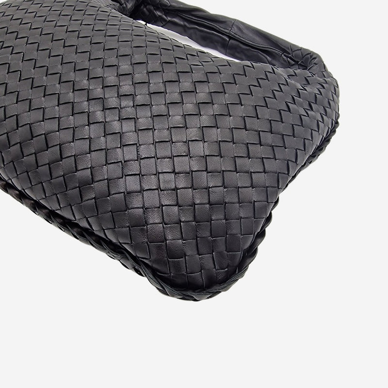 MEDIUM SORT CLASSIC VENETA HOBO taske fra brand: BOTTEGA VENETA - We Do Vintage