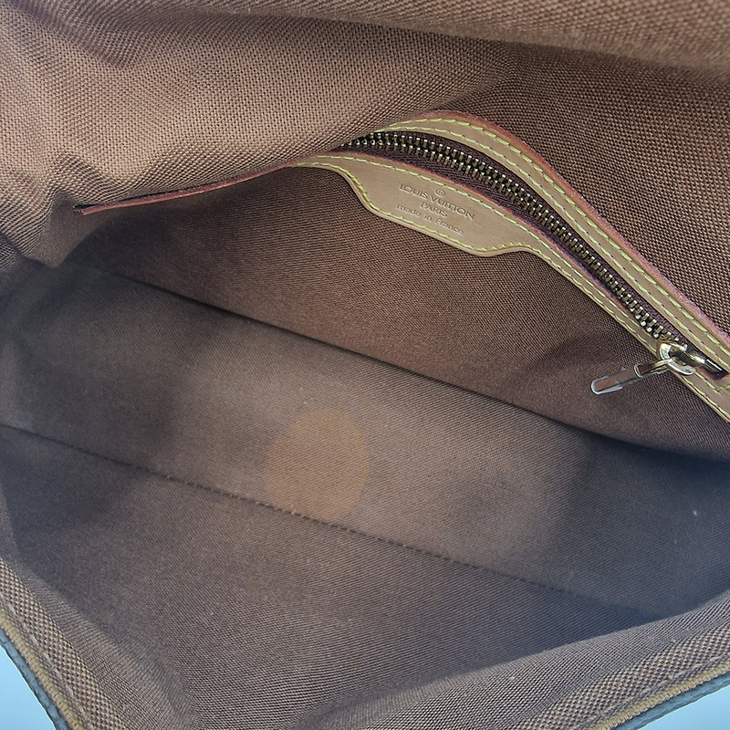 MONOGRAM CANVAS LOOPING PM