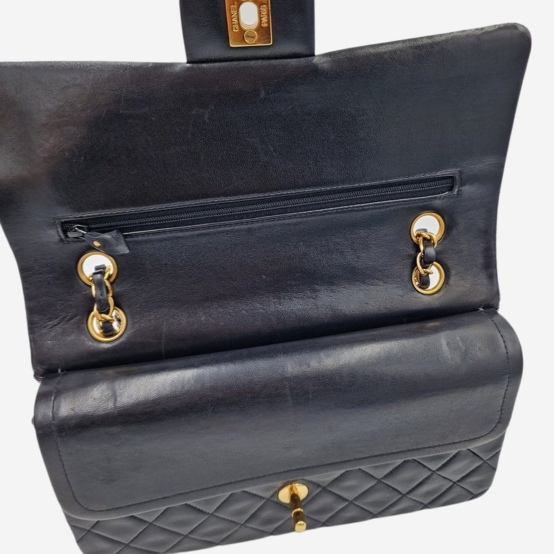 CLASSIC DOUBLE FLAP MEDIUM