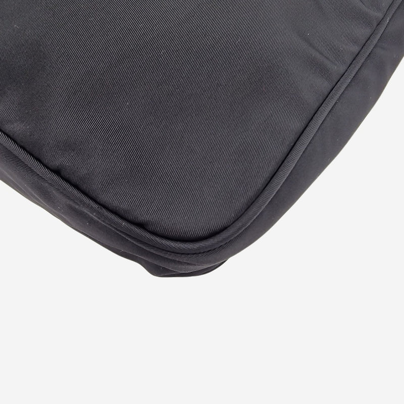 Sort Nylon Hobo