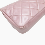 Lyserød medium iridescent lambskin single flap