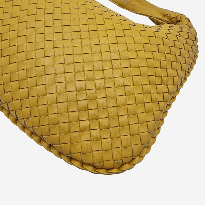 MEDIUM CLASSIC VENETA HOBO