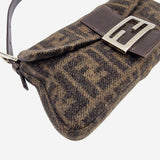 ZUCCA BAGUETTE WOOL