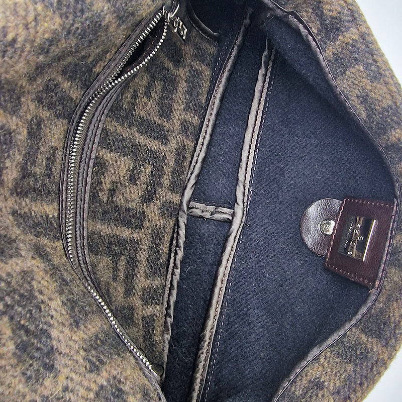 ZUCCA BAGUETTE WOOL