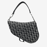 Sort Oblique Jacquard saddle bag taske fra brand: DIOR - We Do Vintage
