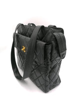 Sort CC Coated Canvas shoulder bag taske fra brand: CHANEL - We Do Vintage