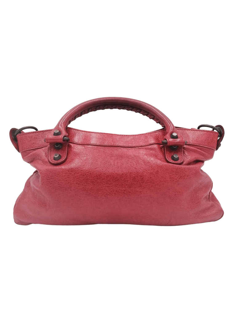 Rød/Pink First Bag Agneau taske fra brand: BALENCIAGA - We Do Vintage