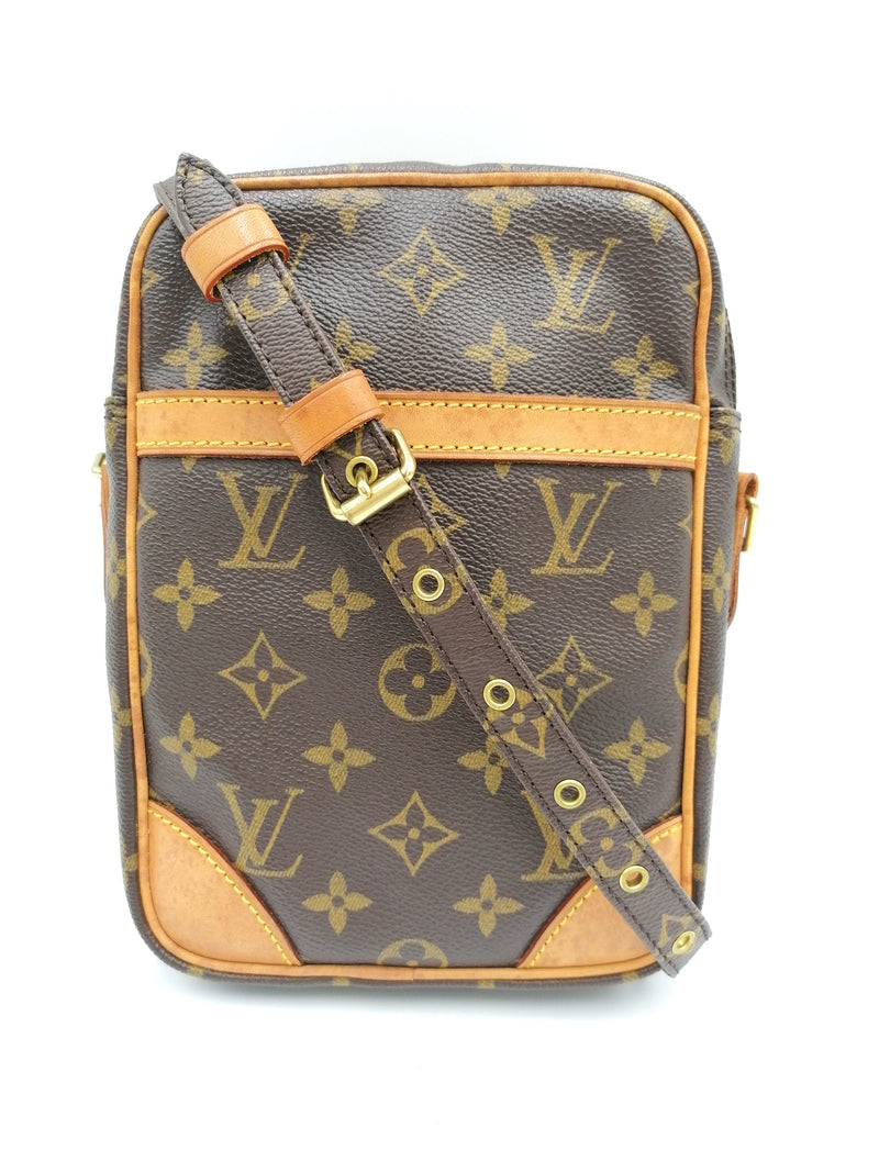 Monogram Canvas Danube taske fra brand: LOUIS VUITTON - We Do Vintage