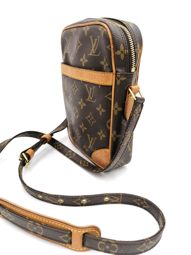 Monogram Canvas Danube taske fra brand: LOUIS VUITTON - We Do Vintage