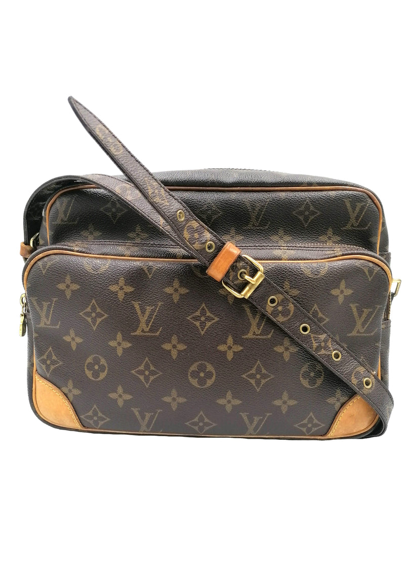 Monogram Canvas Nile MM taske fra brand: LOUIS VUITTON - We Do Vintage